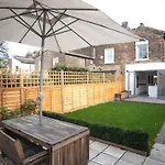 Veeve Herrick Road House